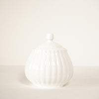 Sucrier en fine porcelaine blanche