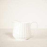 Petit pot à lait blanc porcelaine bone china