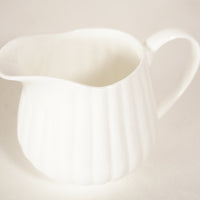 Petit pot à lait blanc porcelaine bone china