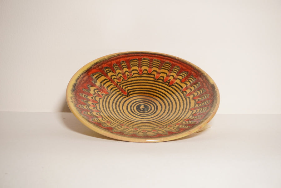 Grand assiette céramique ornemental  "Céramique de l'Est de L'UE"