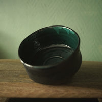 Bol matcha noir  intérieur bleu vert