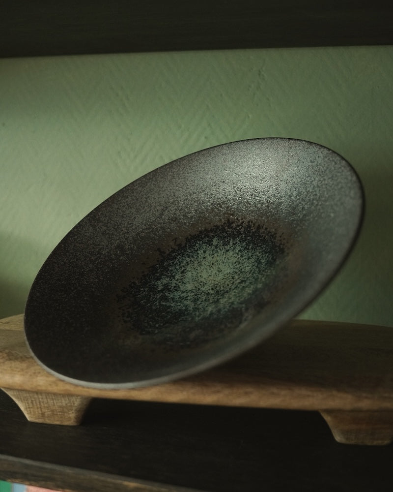Assiette noire