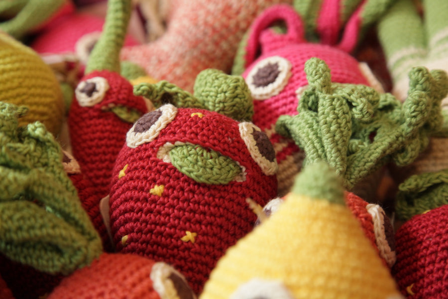 Billy la fraise hochet