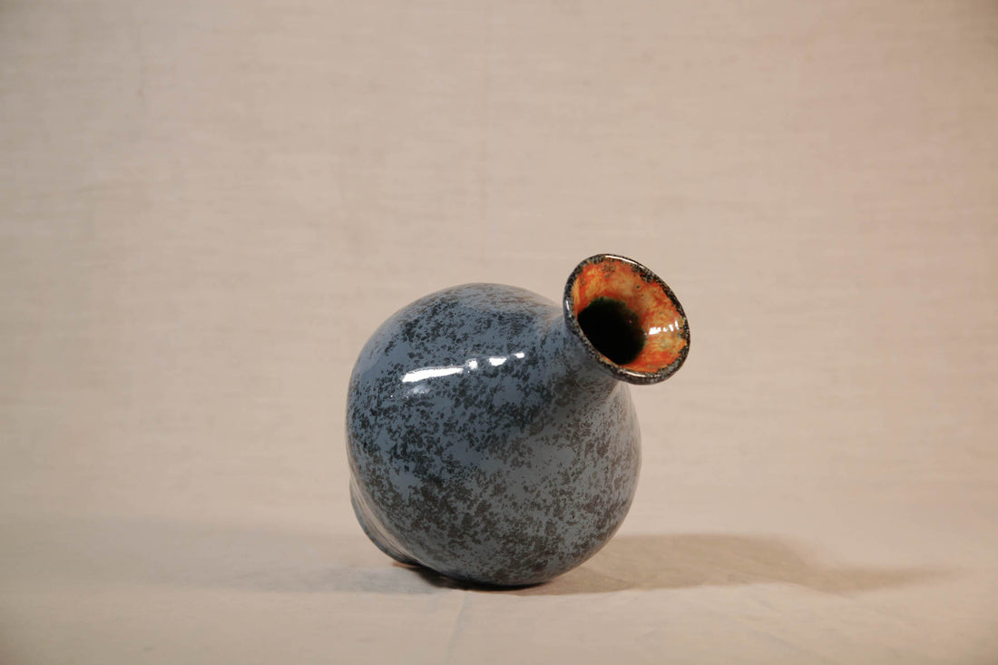 Vase bleu stone  tacheté - collection "Céramique de l'Est de L'UE"