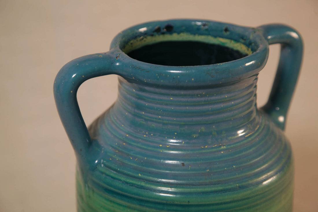Vase dégradè bleu verte - collection "Céramique de l'Est de L'UE"