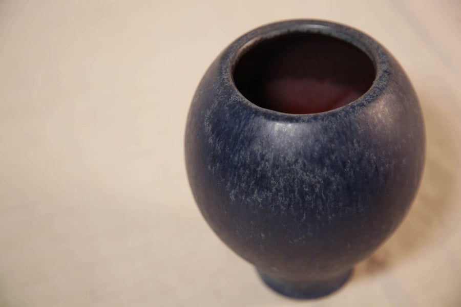 Vase bleu mat - collection "Céramique de l'Est de L'UE"